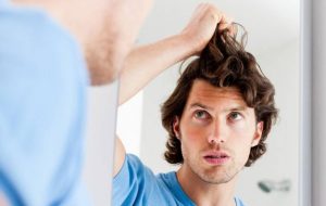 چگونه به کمک طب سنتی ریزش مو را درمان کنیم؟