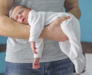 کولیک نوزاد را چگونه می توان درمان کرد؟